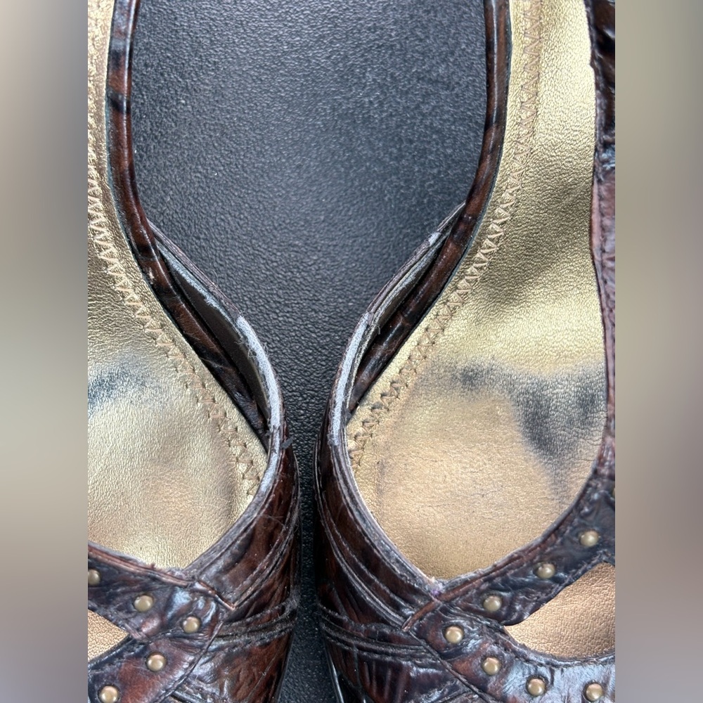 ANTONIO MELANI Brown Heels with Gold Accents - Picture 13 of 13